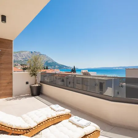 Supreme Penthouse *